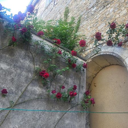 Au Puits De L'Abbaye Διαμέρισμα Μπουρζ Εξωτερικό φωτογραφία