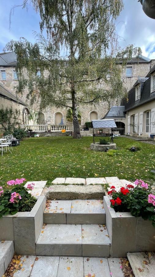 Au Puits De L'Abbaye Διαμέρισμα Μπουρζ Εξωτερικό φωτογραφία