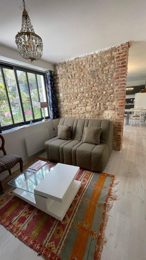 Au Puits De L'Abbaye Διαμέρισμα Μπουρζ Εξωτερικό φωτογραφία